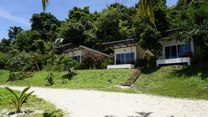 Deluxe Room, Sea View | Living room - AoPong Resort (Ko Mak)
