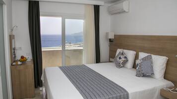 Premium bedding, minibar, in-room safe, soundproofing