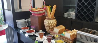 PrimeBiz Hotel Karawang