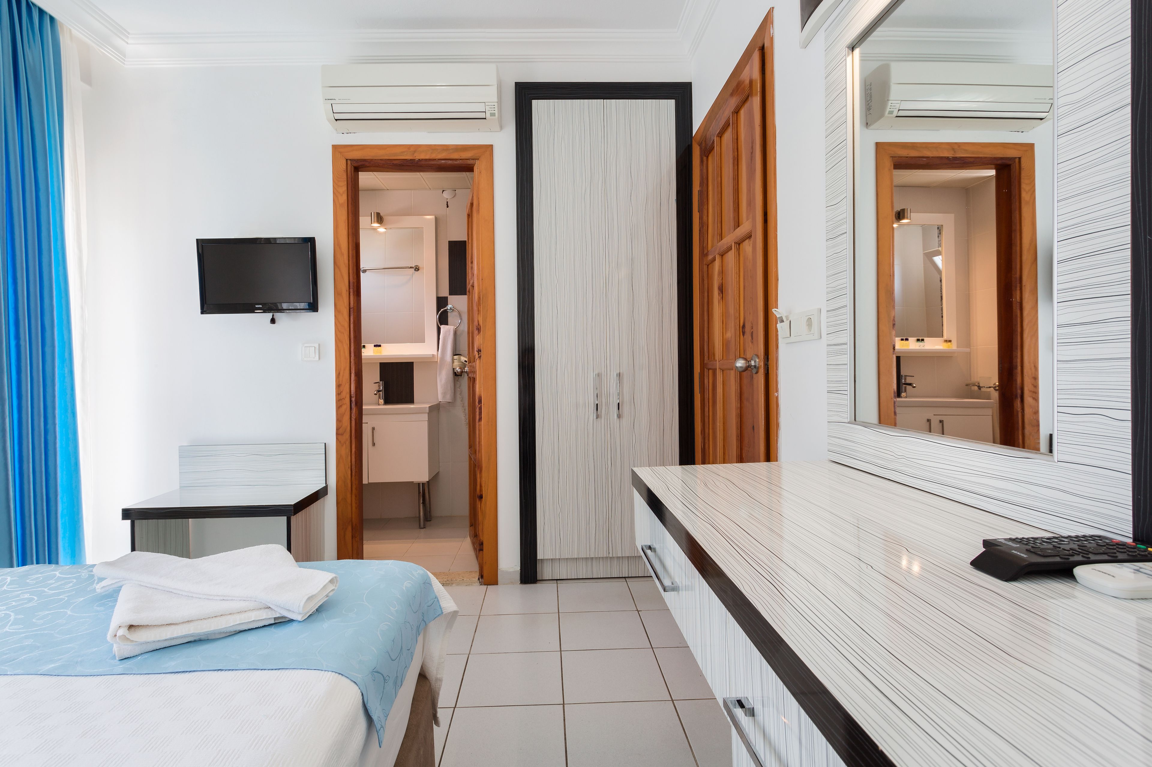 double or twin room | 1 bedroom, in-room safe, free wifi