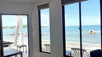 Oceana | Terrace/patio