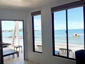 Oceana | Terrace/patio