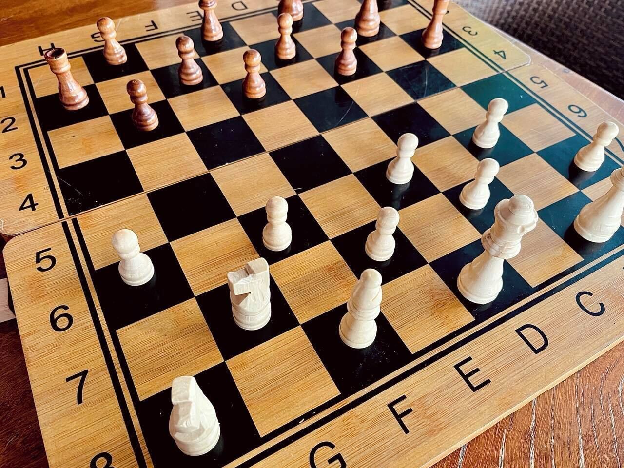 breakfast, lunch, dinner served; international cuisine, beach views