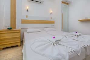 Minibar, lit de bébé (gratuit), accès au Wi-Fi (inclus)