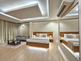 Studio Suite | Desk, soundproofing, WiFi (free), bed sheets