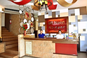 Reception - Hotel Nicanor (Dumaguete)