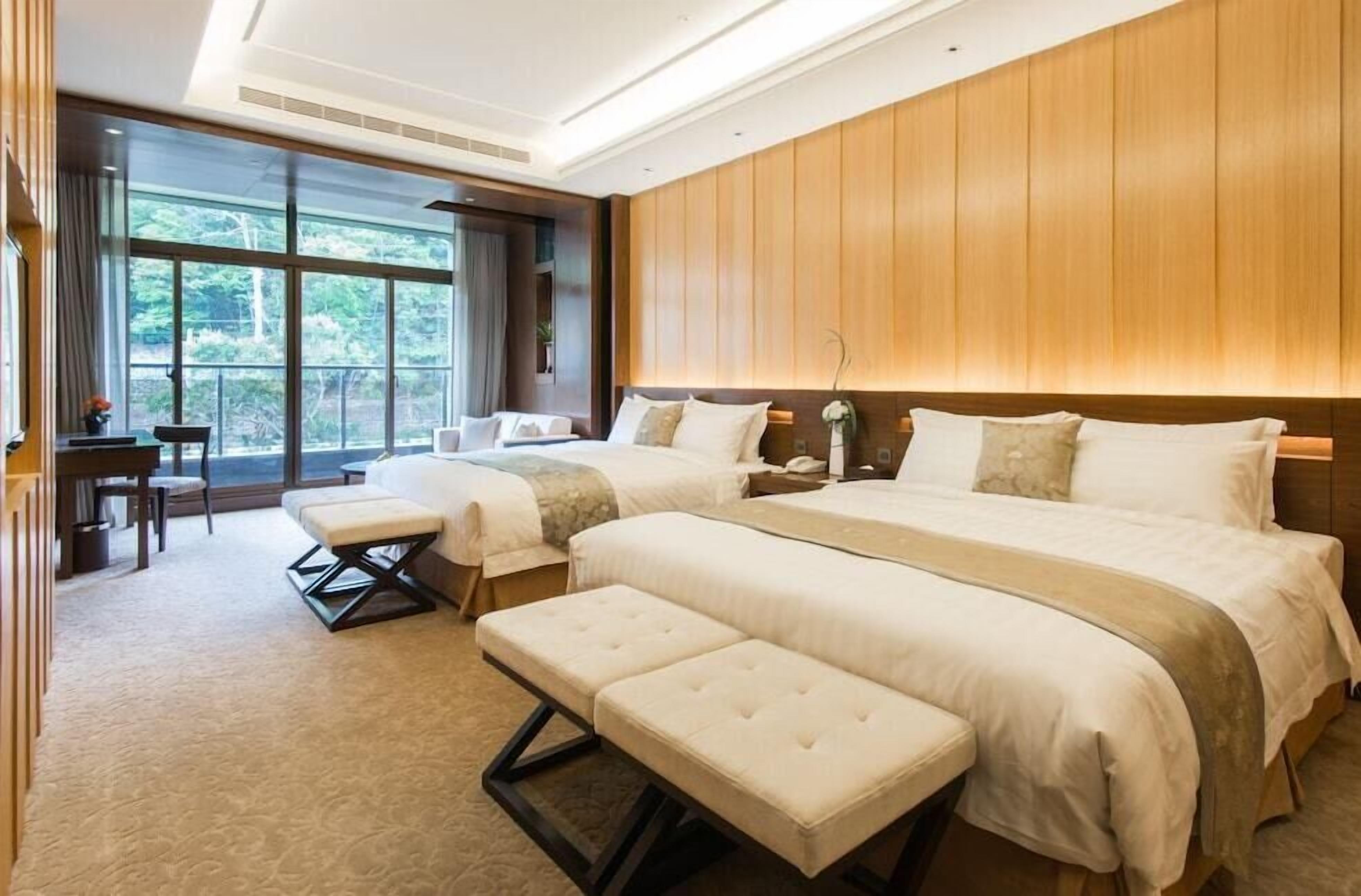 Hochwertige Bettwaren, Pillowtop-Betten, Minibar, Zimmersafe
