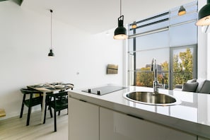 Iron/ironing board, cots/infant beds, rollaway beds, free WiFi - Platinum Residence Qbik (Warsaw)