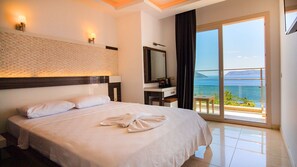 Standard Room with Sea View | In-room safe, iron/ironing board, free WiFi, bed sheets - Kas Maki Hotel (Kas)
