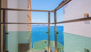 Economy Twin Room | In-room safe, iron/ironing board, free WiFi, bed sheets - Kas Maki Hotel (Kas)