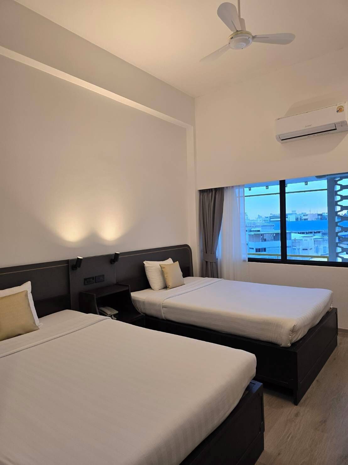 Foto - The Krungkasem Srikrung Hotel