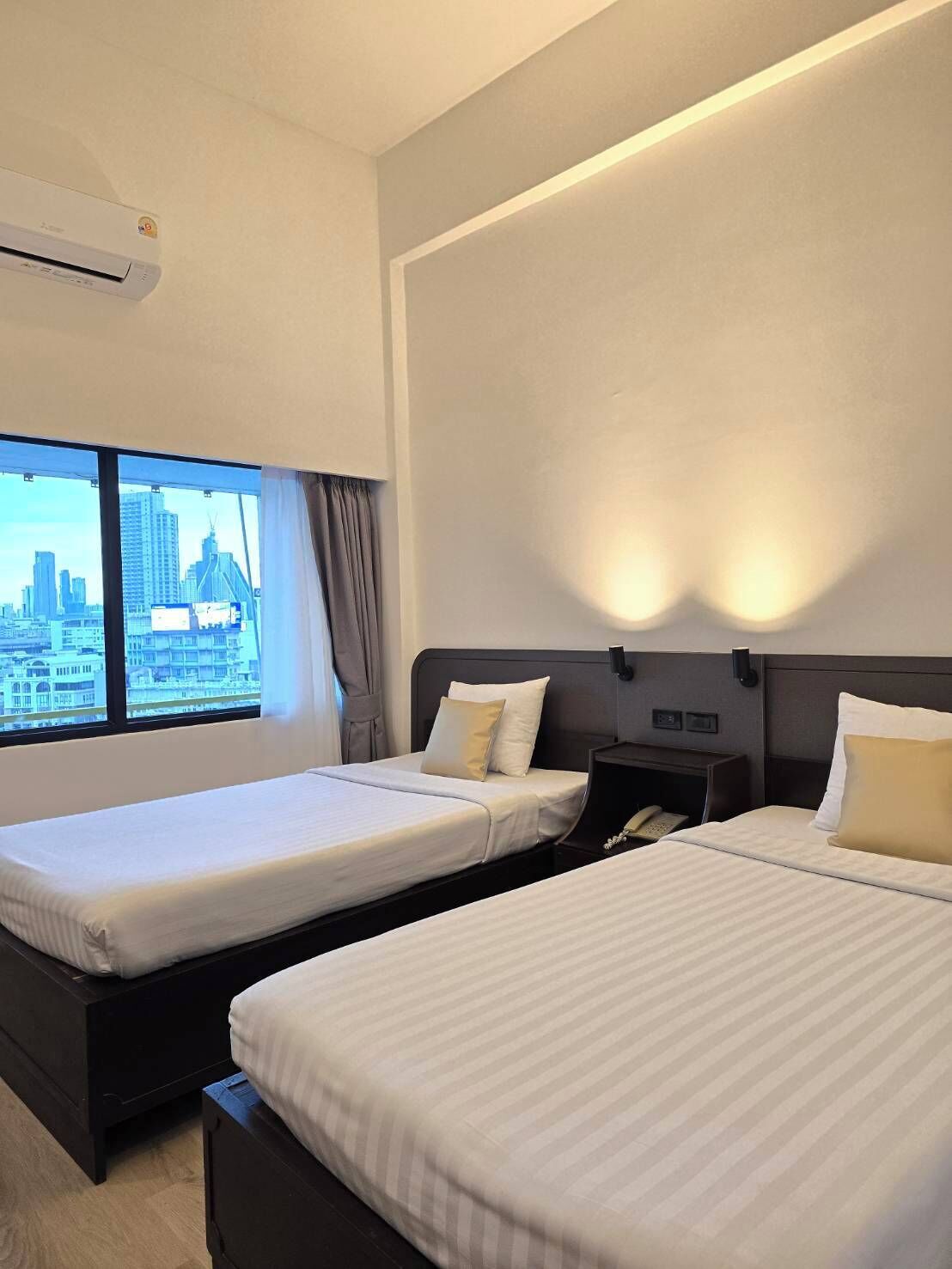 Foto - The Krungkasem Srikrung Hotel