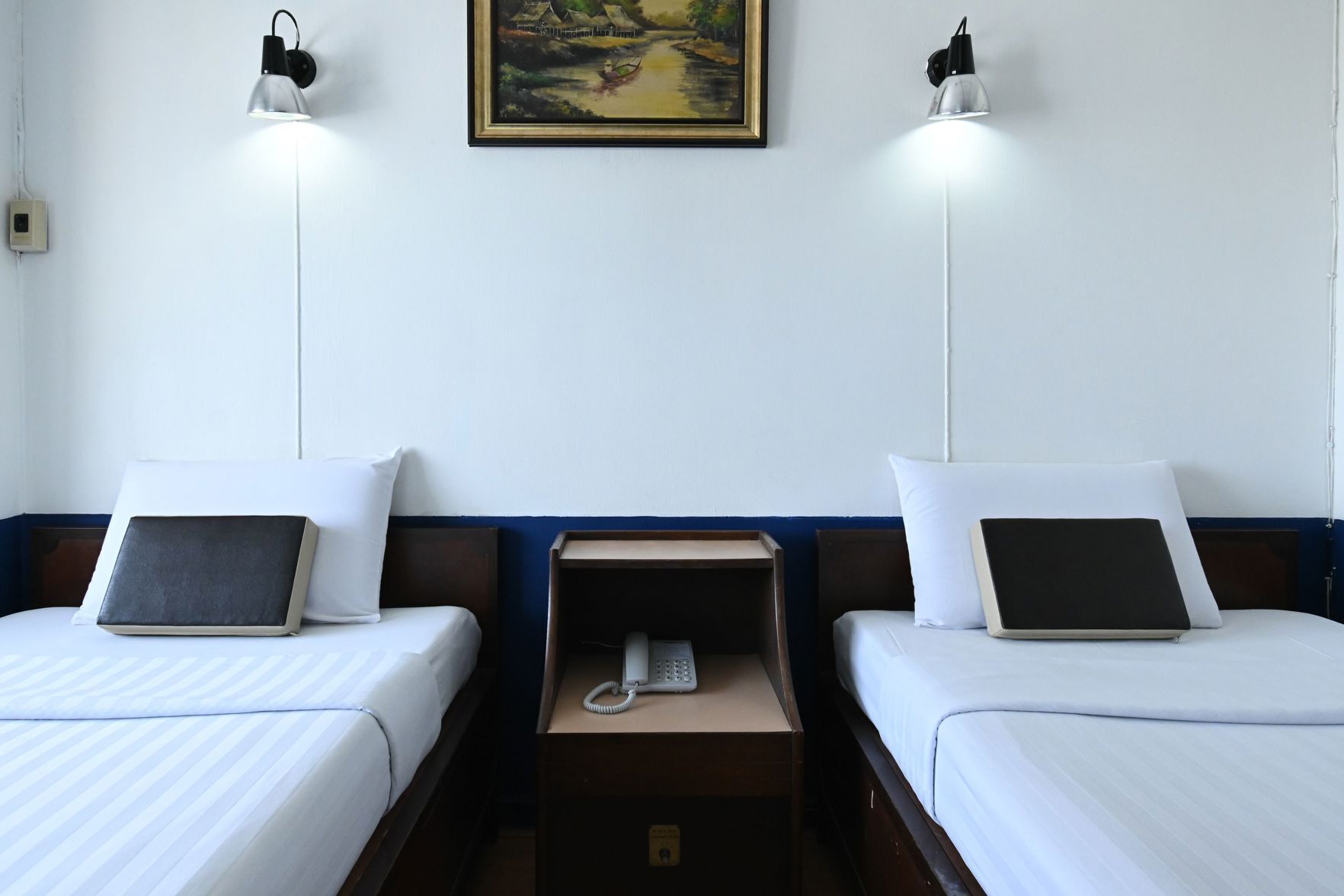 มินิบาร์, Wi-Fi ฟรี, ผ้าปูที่นอน