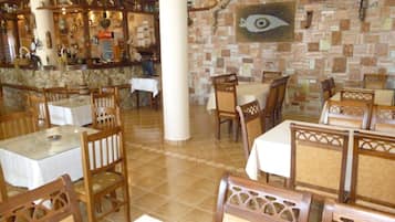 Bar (en la propiedad)