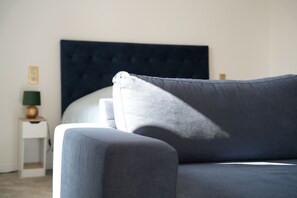 Family Apartment | 1 bedroom, premium bedding, blackout curtains, soundproofing - HDG Appart's Hotel Gare de L'Isle Adam (Parmain)