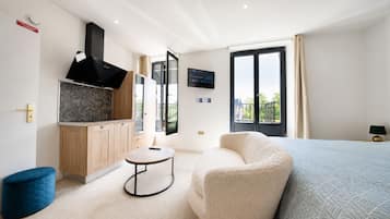 Comfort Apartment | 1 bedroom, premium bedding, blackout curtains, soundproofing