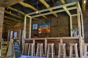Bar (on property) - De Kombuys Estate (Oudtshoorn)