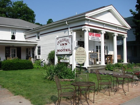 Front of property. Colonial Inn & Creamery