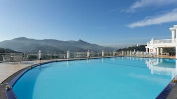 Outdoor pool, pool loungers