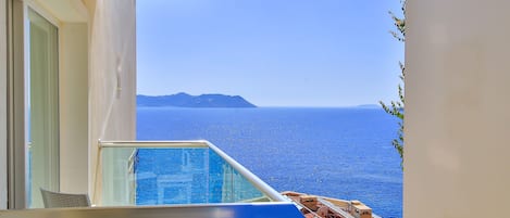 Zweibettzimmer, eingeschränkter Meerblick | Ausblick vom Zimmer