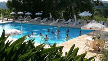 Indoor pool, 5 outdoor pools, pool umbrellas, sun loungers