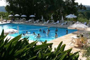 Indoor pool, 5 outdoor pools, pool umbrellas, pool loungers