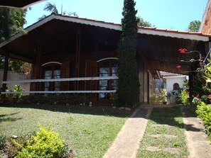 Chalet | Front of property