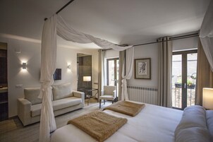 小型套房 | 客房内保险箱、隔音、免费婴儿床、折叠床/加床（额外收费）