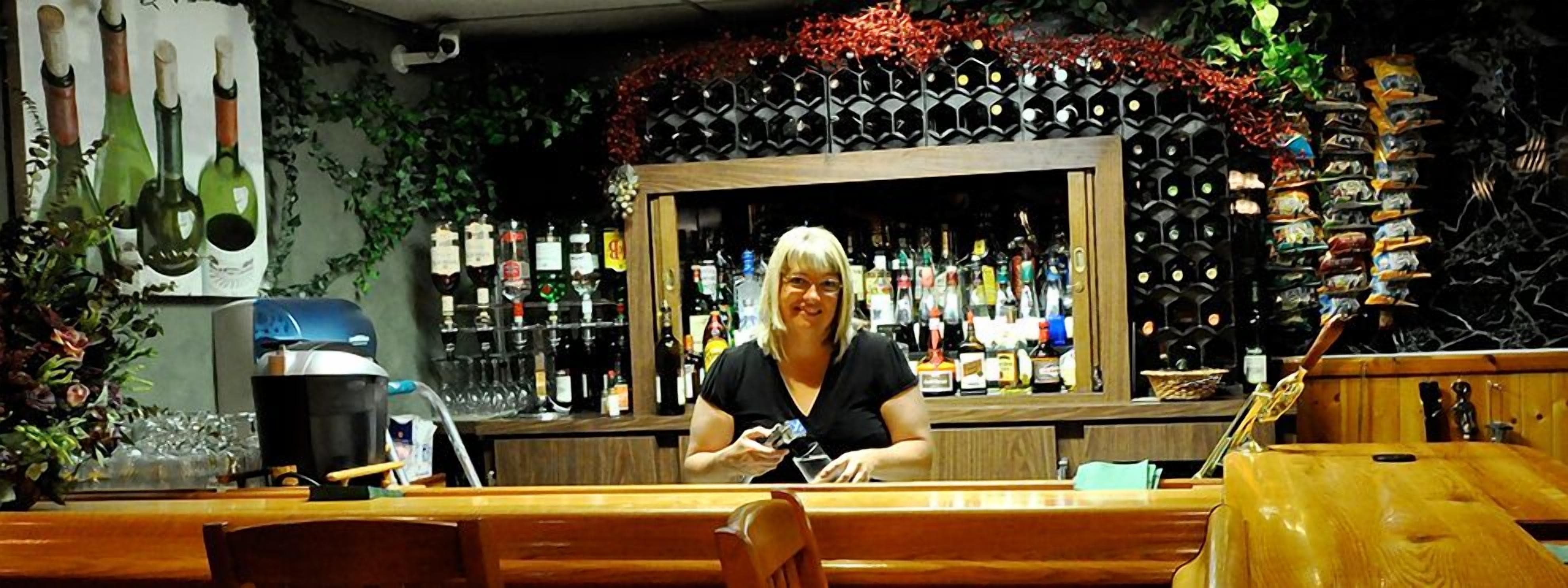 Bar (in der Unterkunft)
