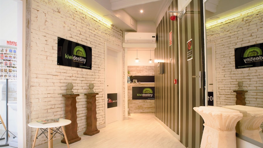 Dreamkeys Apartments & Suites