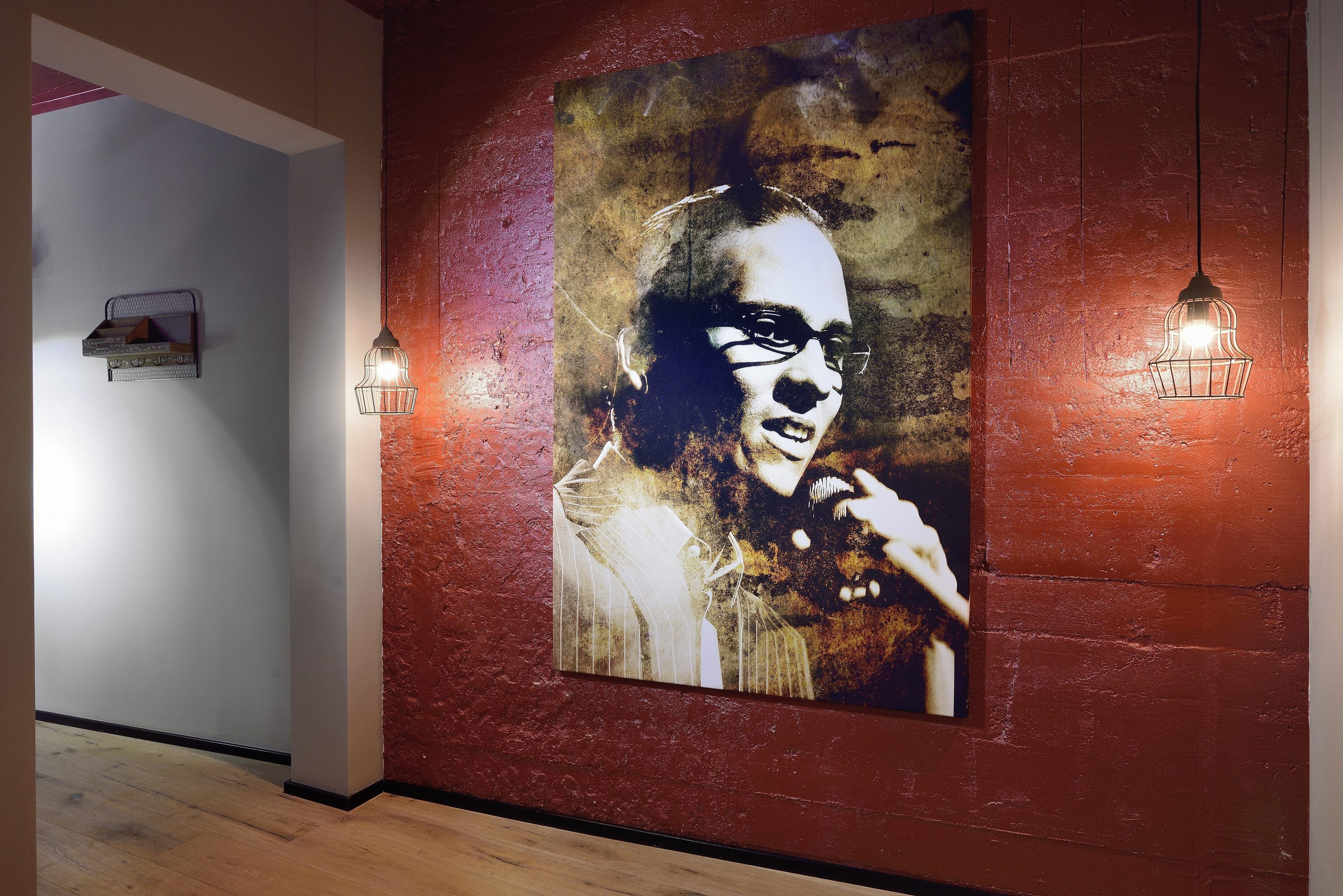 premium bedding, in-room safe, individually decorated, desk