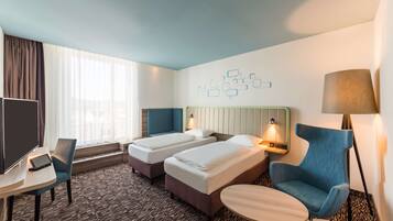 Superior Room, Balcony | Premium bedding, pillowtop beds, desk, laptop workspace