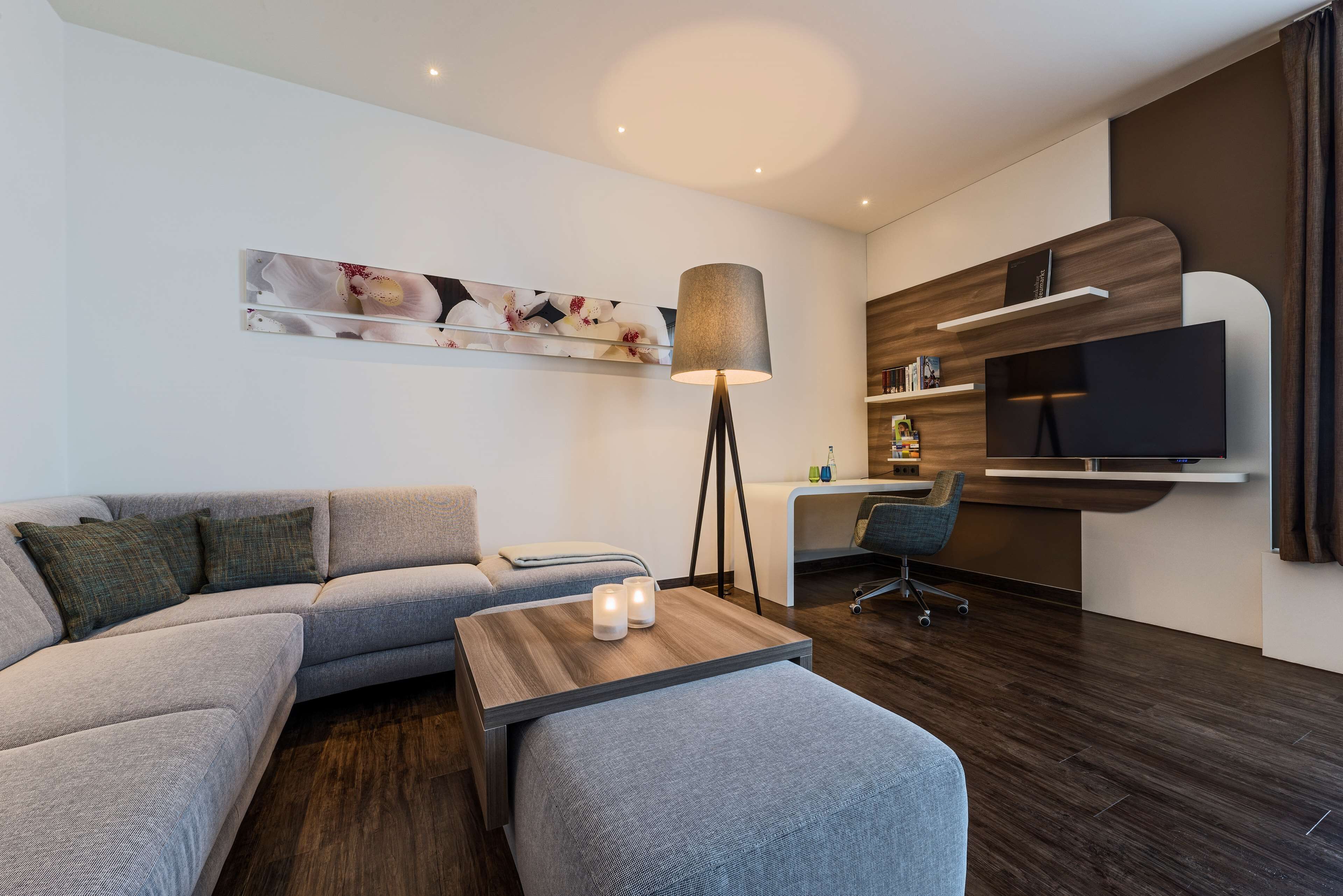 premium bedding, pillow-top beds, desk, laptop workspace