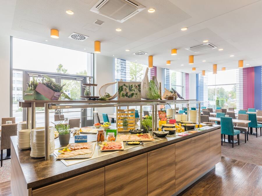 PÀivittÀinen buffetaamiainen maksusta
