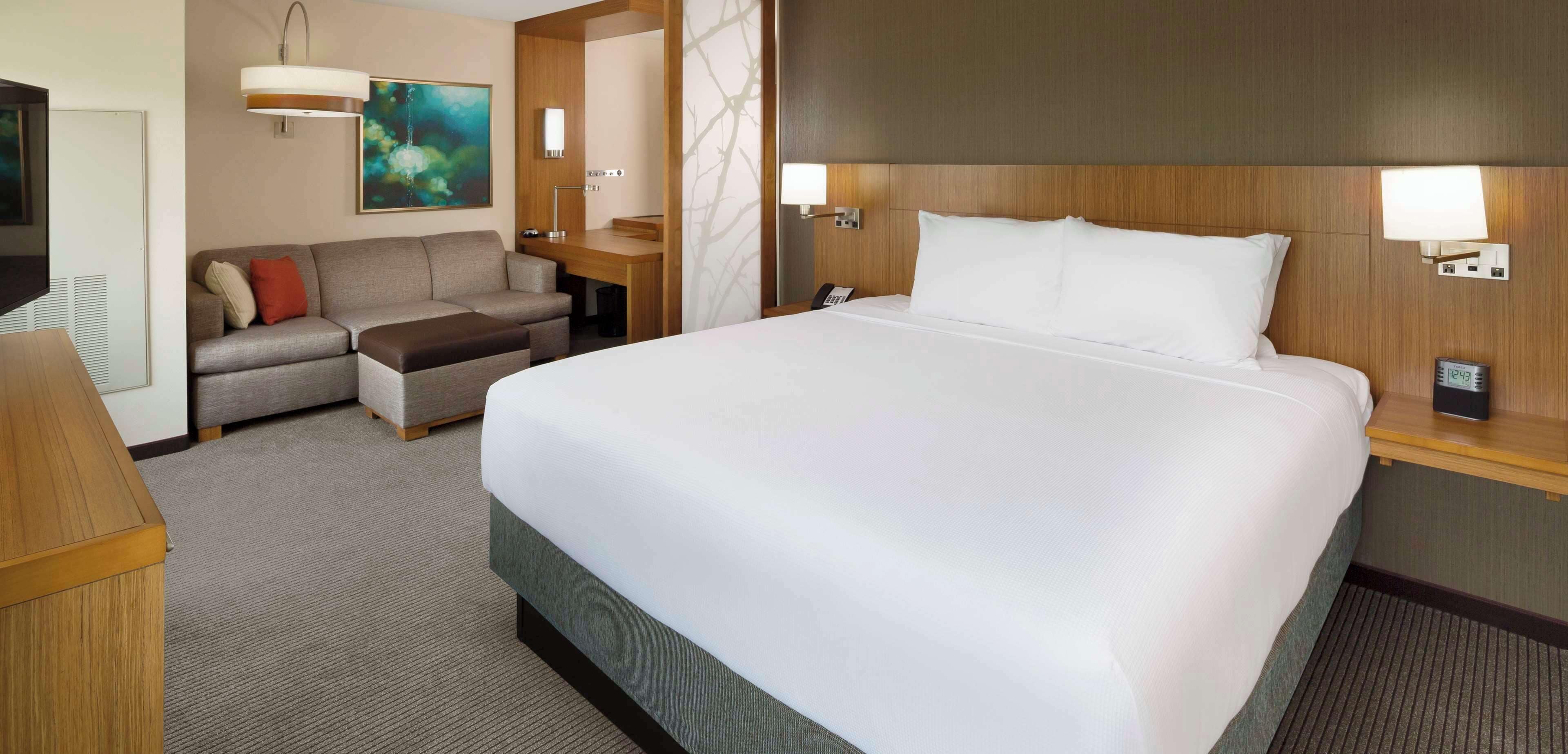 desk, soundproofing, iron/ironing board, free cots/infant beds