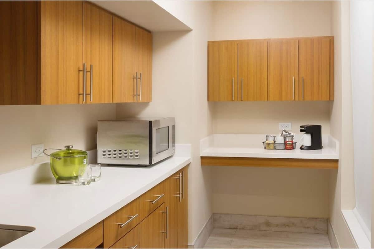 king suite - 2 room suite | desk, soundproofing, iron/ironing board, free cots/infant beds