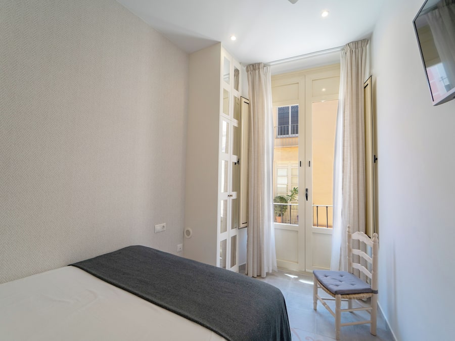 Junior-Suite, Balkon (I) | Verdunkelungsvorhänge, kostenloses WLAN, Bettwäsche