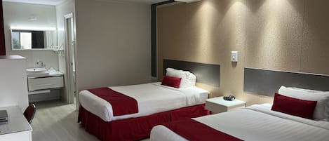 Työpöytä, kannettavalle tietokoneelle sopiva työtila