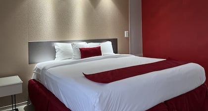 Travelodge by Wyndham Orlando / Heart of International Drive
