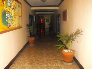 Interior detail - Hotel Tropik Leadonna (Montego Bay)