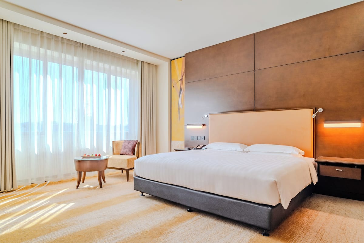Suite Junior | Minibar, cassaforte in camera, una scrivania, insonorizzazione