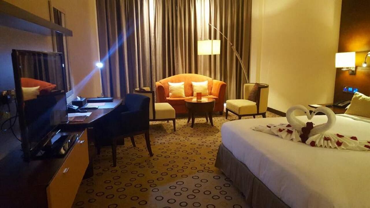Minibar, in-room safe, desk, soundproofing