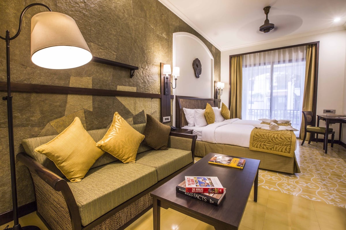 1 phòng ngủ, bộ đồ giường cao cấp, minibar, két bảo mật tại phòng 