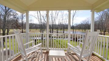 Individually decorated, individually furnished, iron/ironing board