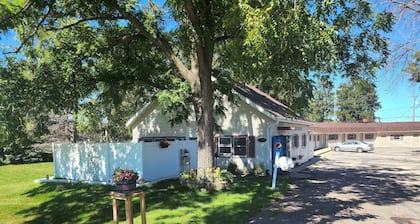 White Valley Motel