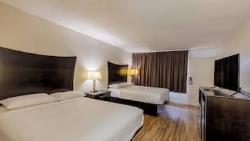 Comfort Single Room, 2 Queen Beds, Non Smoking | Desk, free WiFi, bed sheets
