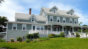 Front of property - Block Island Accommodations (Block Island)