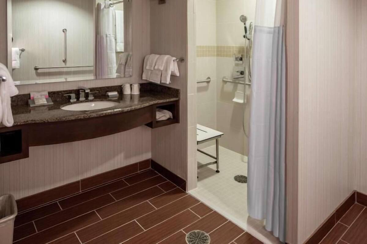 Bathroom | Shower, free toiletries, hair dryer, towels