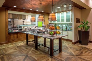 Daily cooked-to-order breakfast for a fee - Hilton Garden Inn Uniontown (Uniontown)