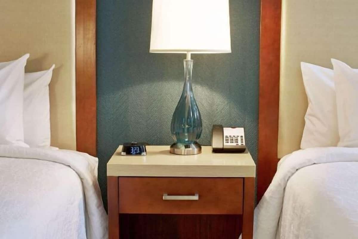 1 bedroom, premium bedding, pillowtop beds, desk